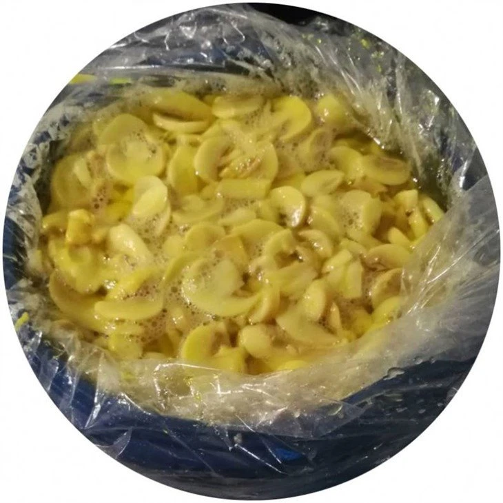 champignon mushroom in drum