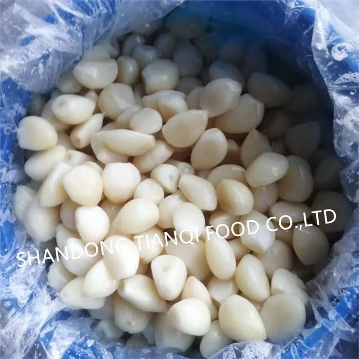 L white garlic in brine in drums